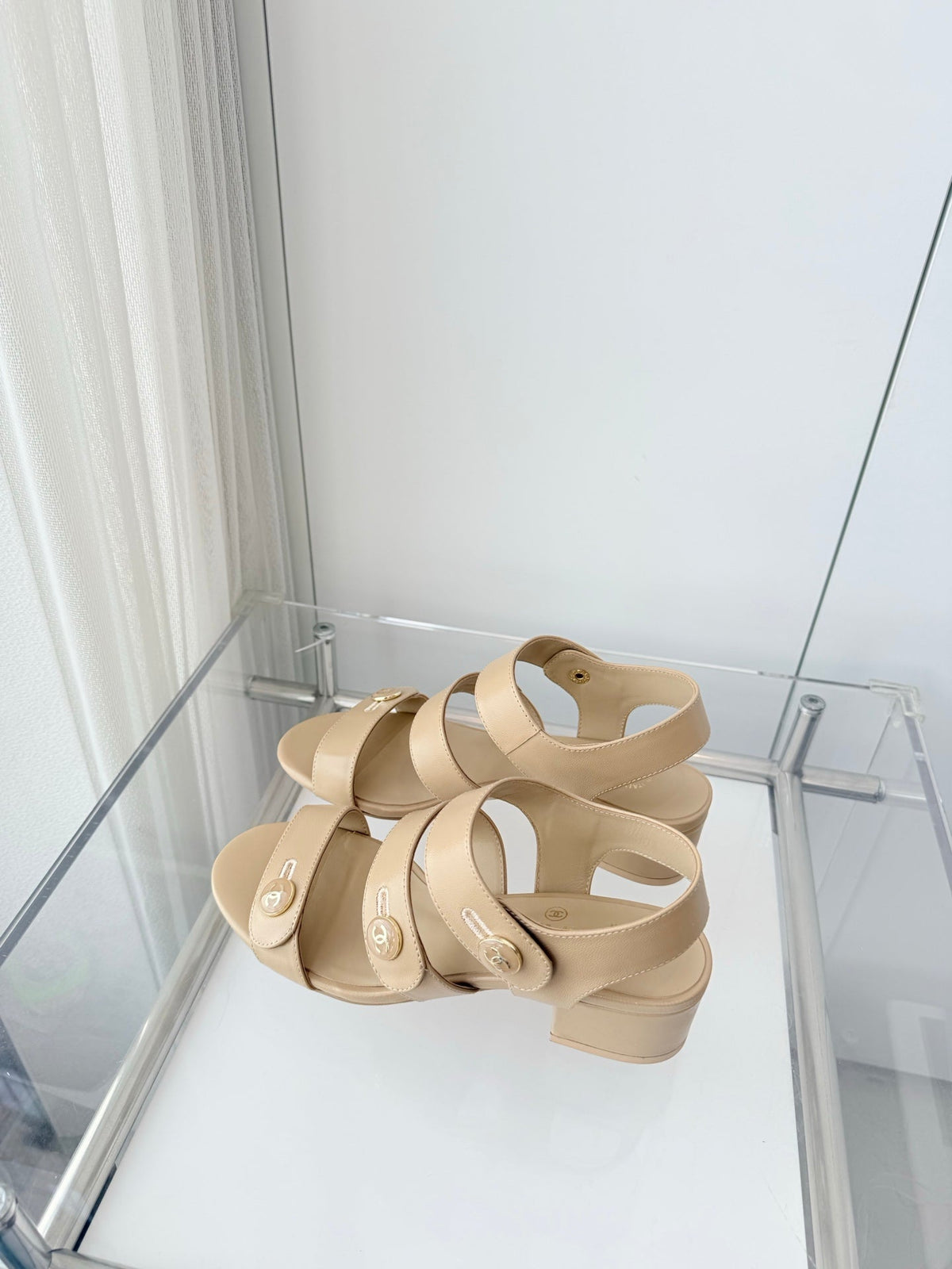 Chanel 26 Turnlock 40 Beige Sandal Heels in Lambskin 597401
