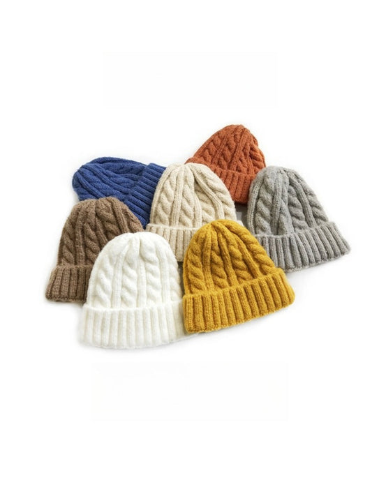 Haila - Unisex Classic Cable Knitted Beanie