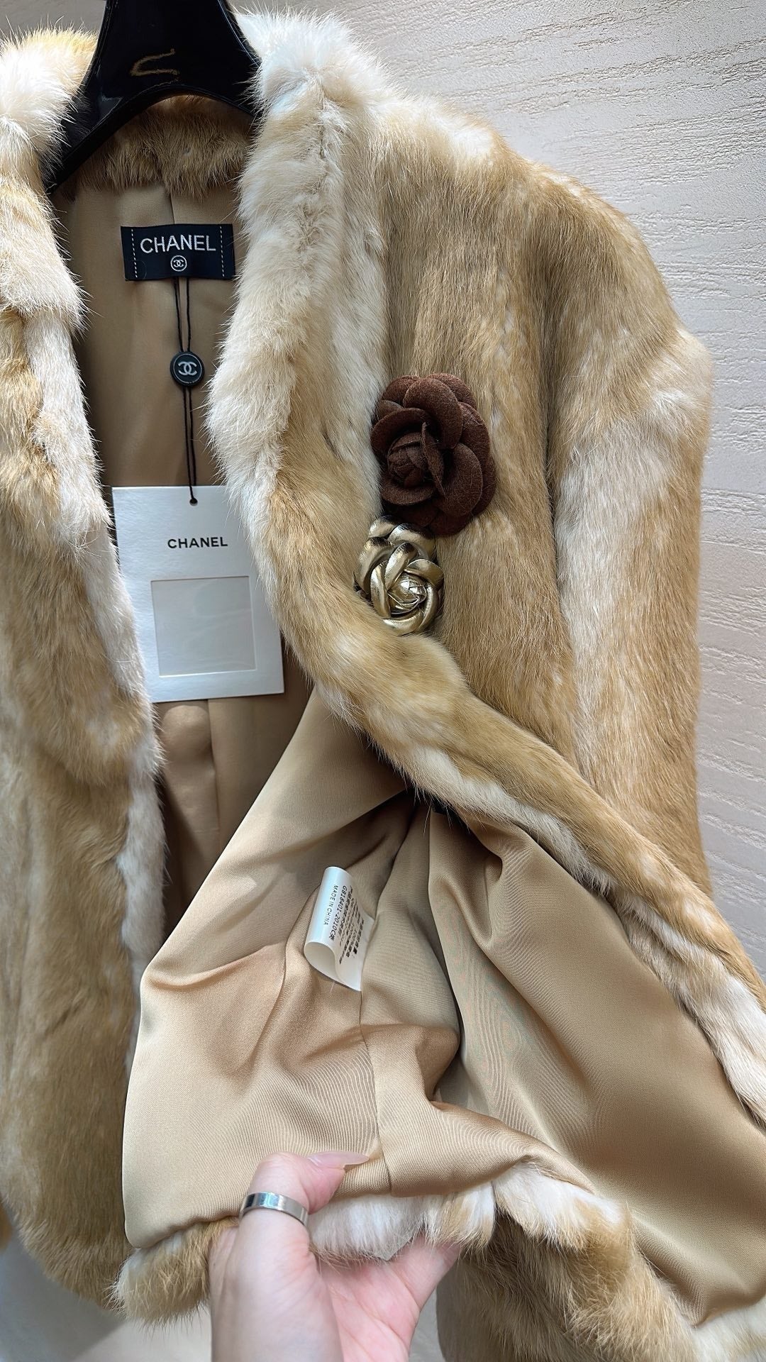 CHANEL 25S SNOW RABBIT FUR COAT 498
