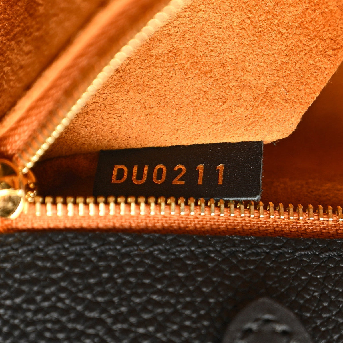 Empreinte Monogram Giant Onthego MM Black