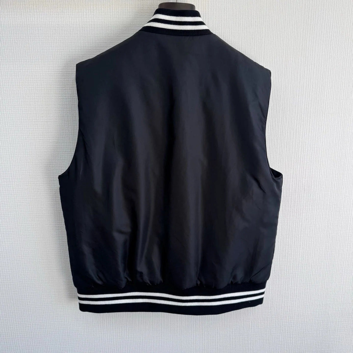 PRADA 25S DOWN VEST 359