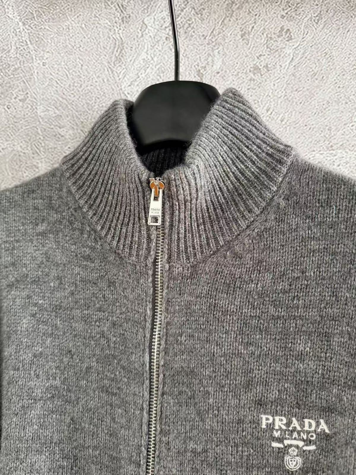 PRADA GRAY CASHMERE CARDIGAN