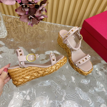 Rockstud Flatform Sandal 75mm In Rose Pink Calfskin And Raffia 102858