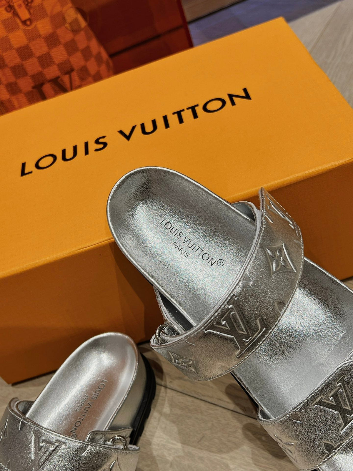 LV 2025 Monogram-embossed Silver Metallic Calfskin Sandal 437407