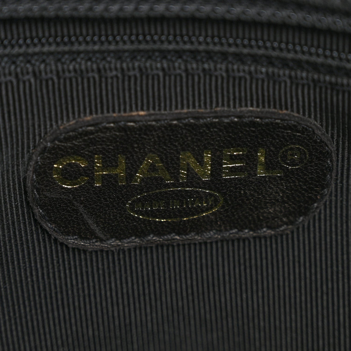 Caviar Shoulder Bag Black