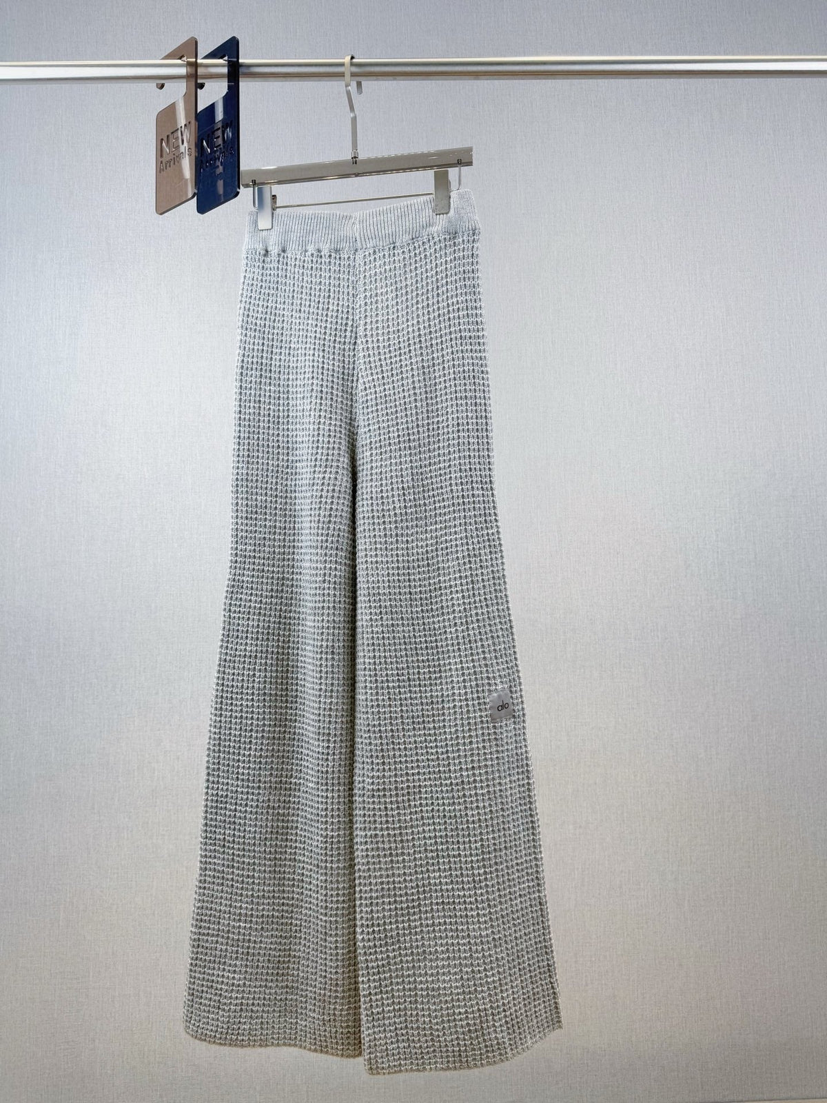 ALO WIDE-LEG PANTS STYLE 147