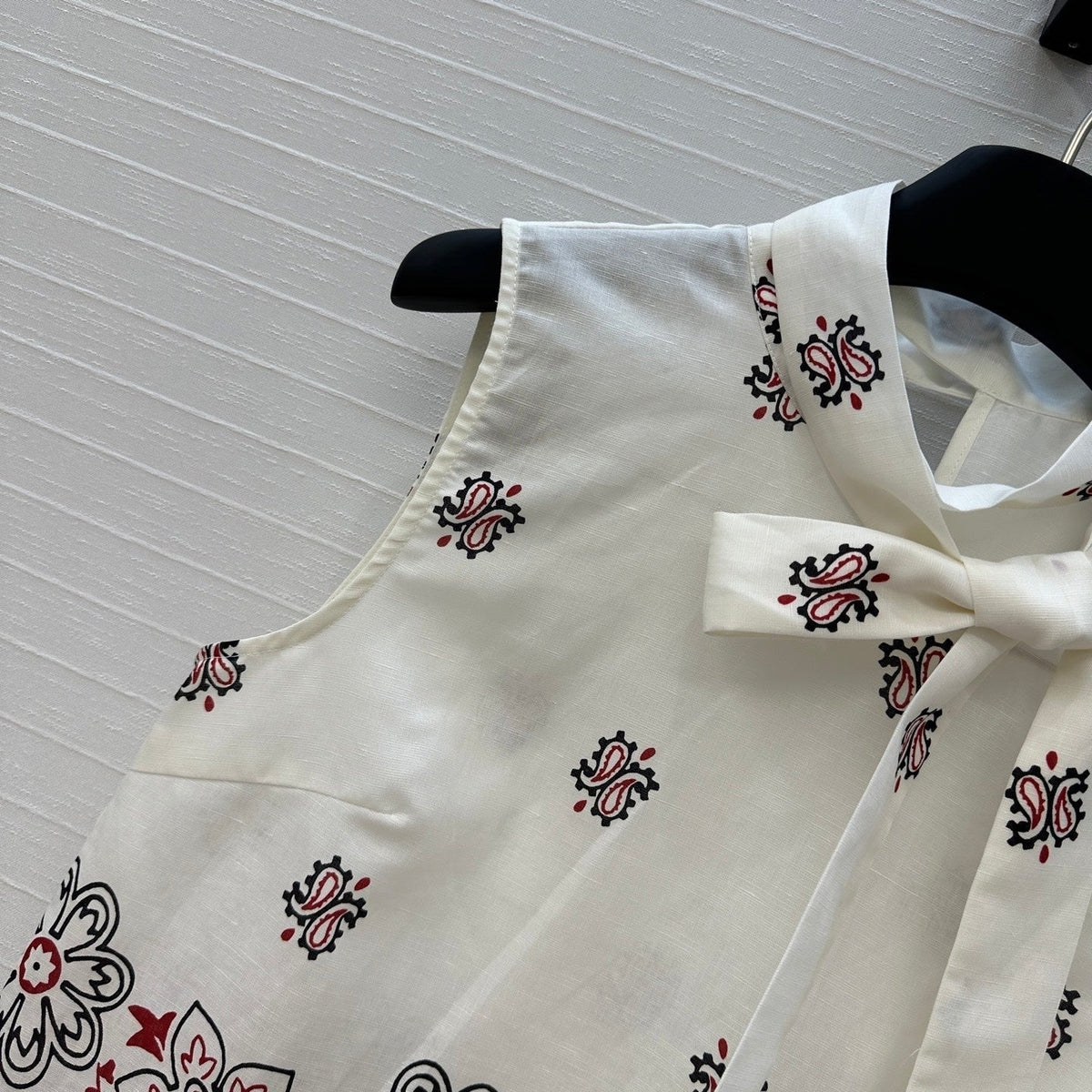 MIUMIU SLEEVELESS TOP AND SKIRT SET 264447