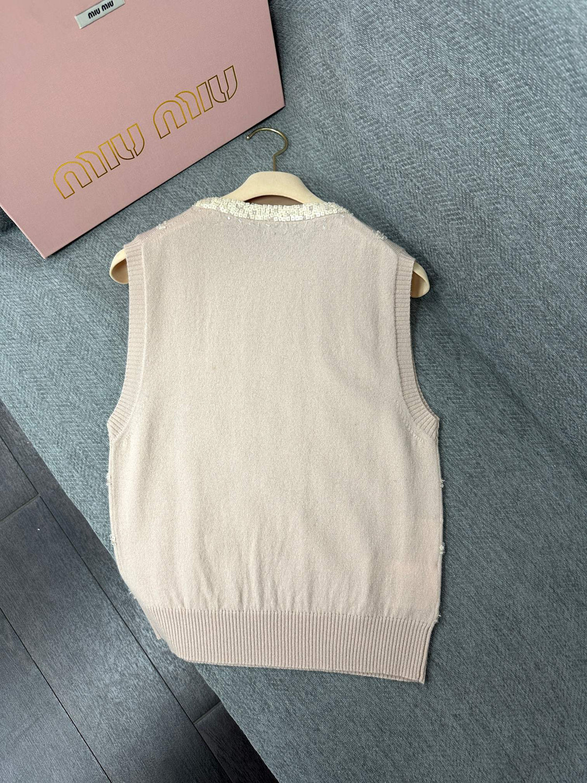 Miu Sequin Sleeveless Top Beige Wool 345347