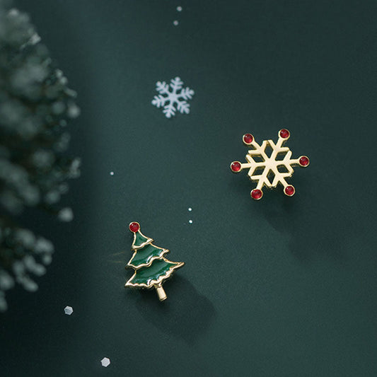 Asymmetrical Christmas Tree Snowflake Stud Earring