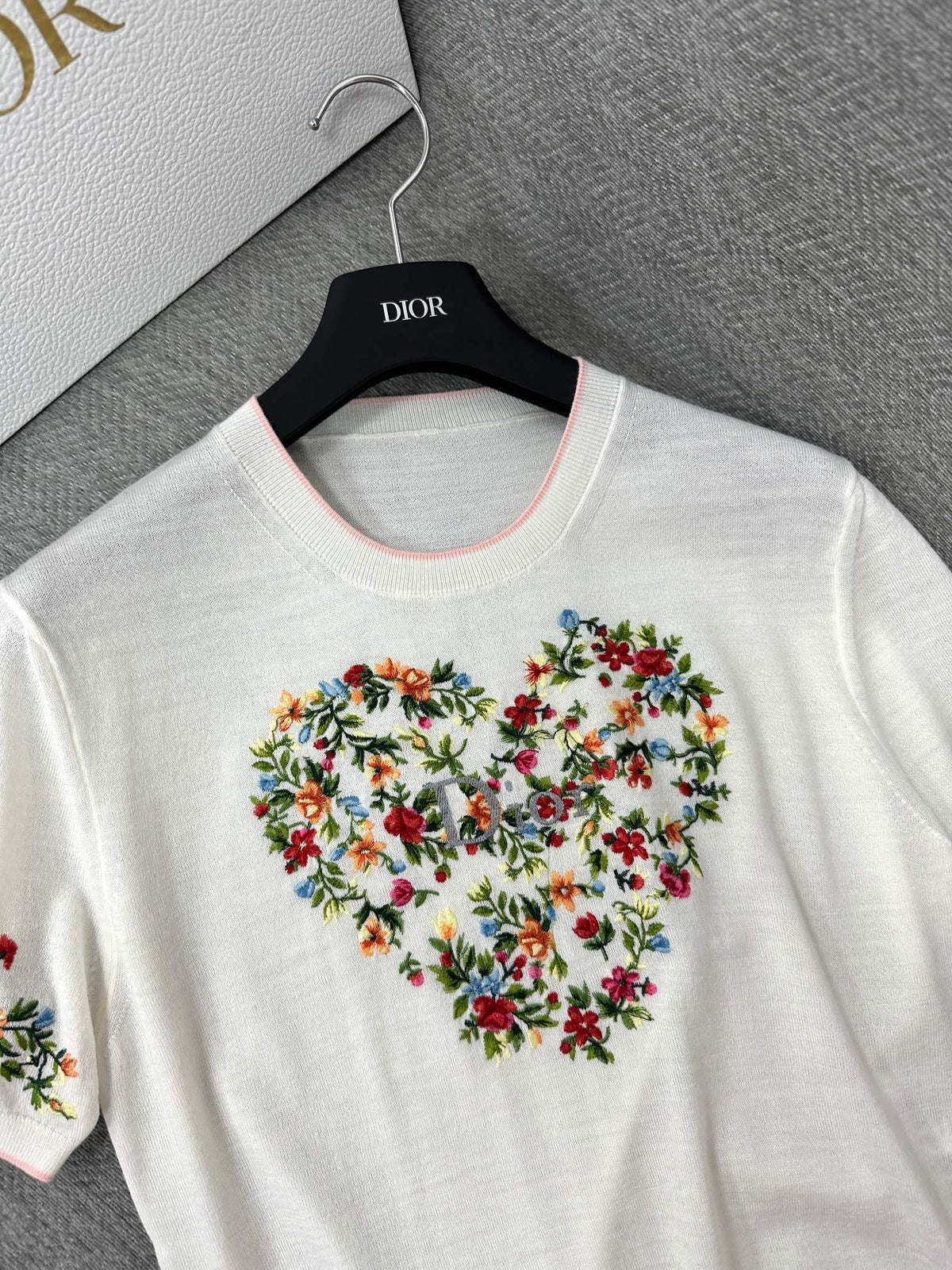 CD Dioramour Short-Sleeved Embroidered Sweater White Wool 349487