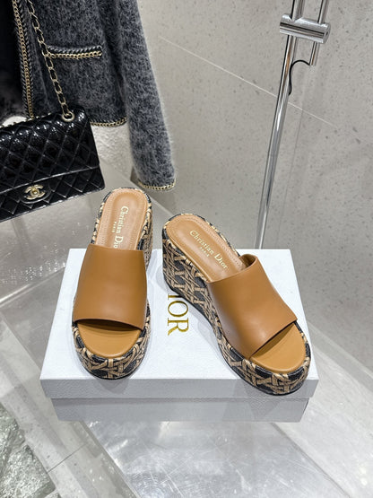 CD Attitude Wedge Sandals Beige in Cowhide 598184