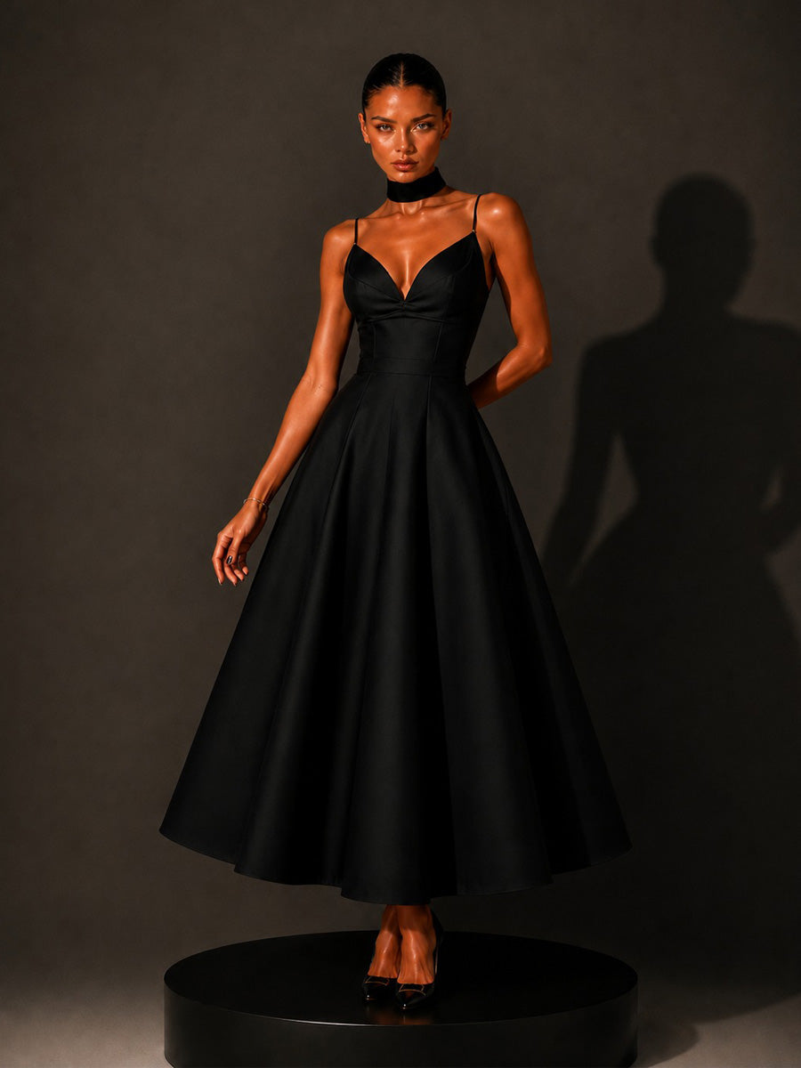 Ruby Retro-Elegant V-Neck Midi Dress In Black
