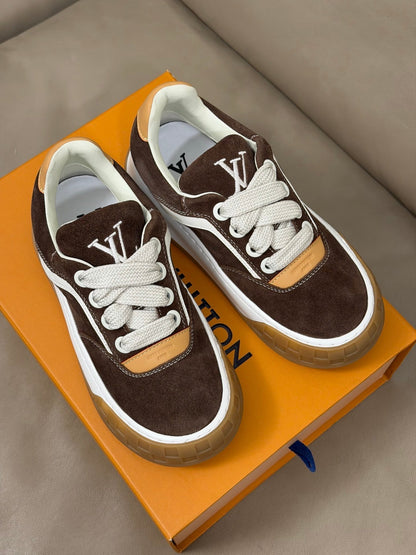 LV 25 Oversized Sneakers Brown Suede 576953