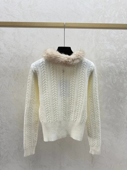 CHANEL 25S FUR-COLLAR CARDIGAN 516