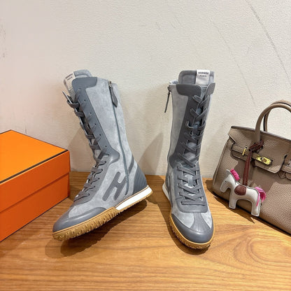 HM Lace Up Sneaker Iron Shadow Calfskin Suede