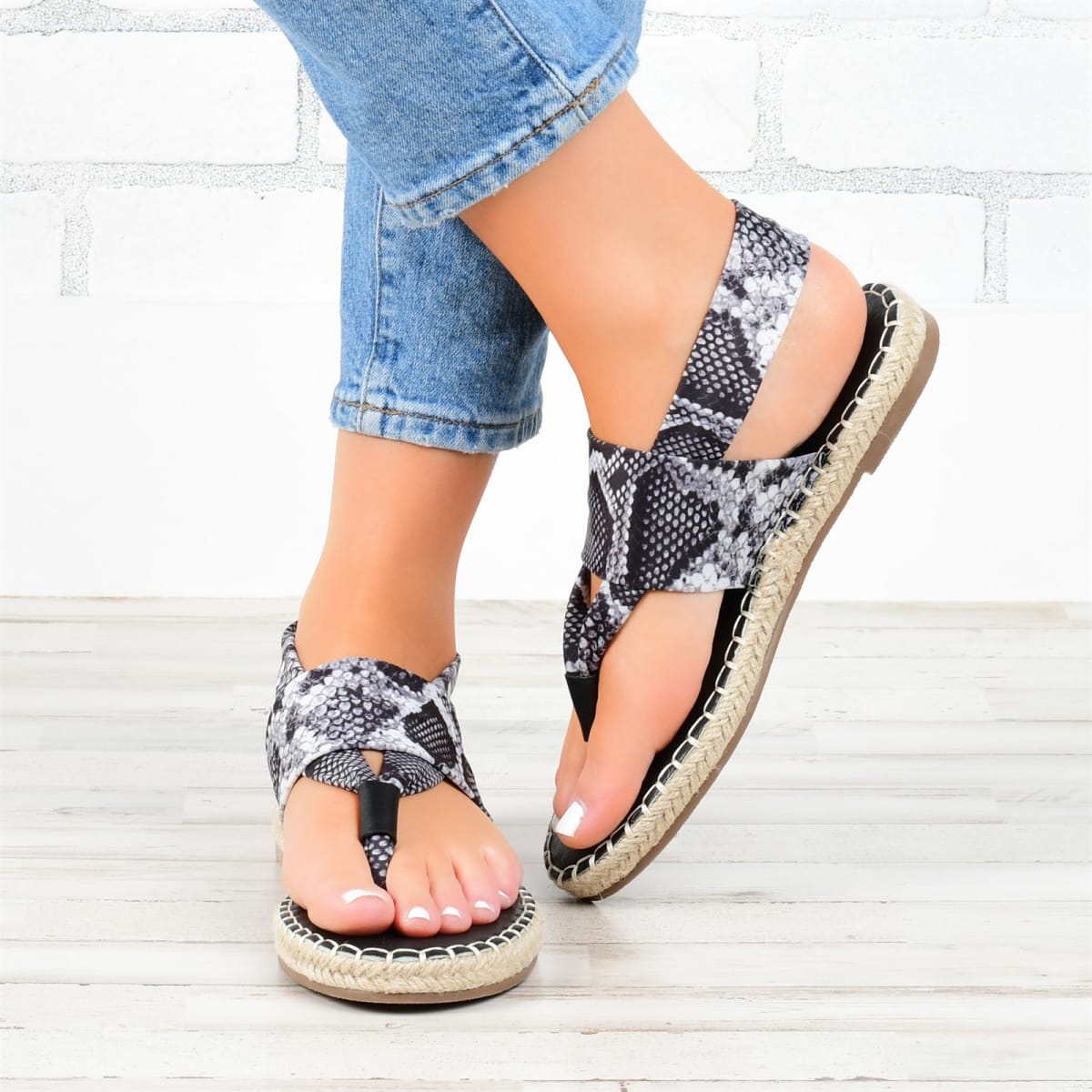 Women'S Hemp Rope Woven Snake Print Herringbone Sandals