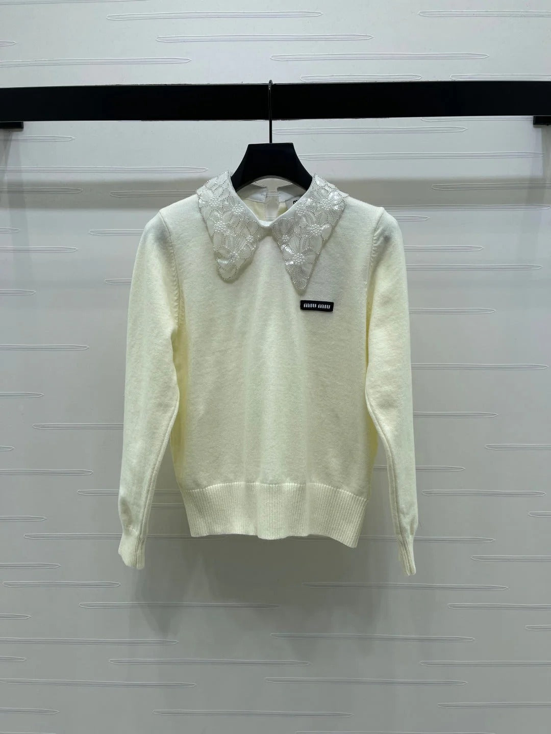MIUMIU LACE-COLLAR SWEATER STYLE 815