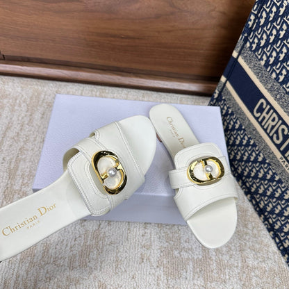 CD Montaigne Sandals White in Calfskin 598175