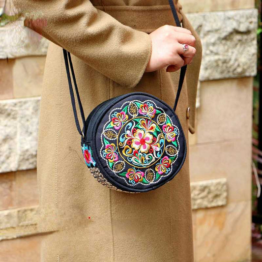 New Ethnic Style Embroidery Bag Retro Canvas Leisure Small Round Bag Women'S Bag Exquisite One Shoulder Oblique Straddle Bag