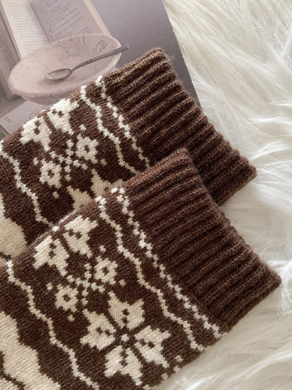 Rufia - Thickened Snowflake Patterned Mid-calf Socks – 4 Colors