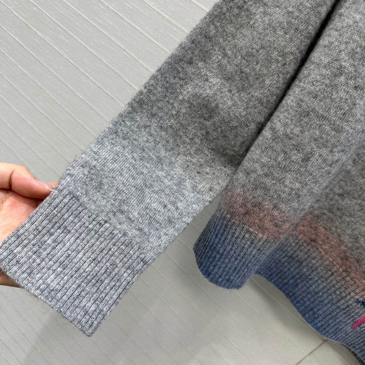 CD 25 Embroidered Sweater Grey Cashmere