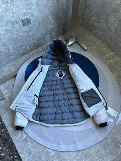 C. Goose Jacket White Polyester 0043