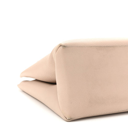 Grained Calfskin Lockme Shopper Greige