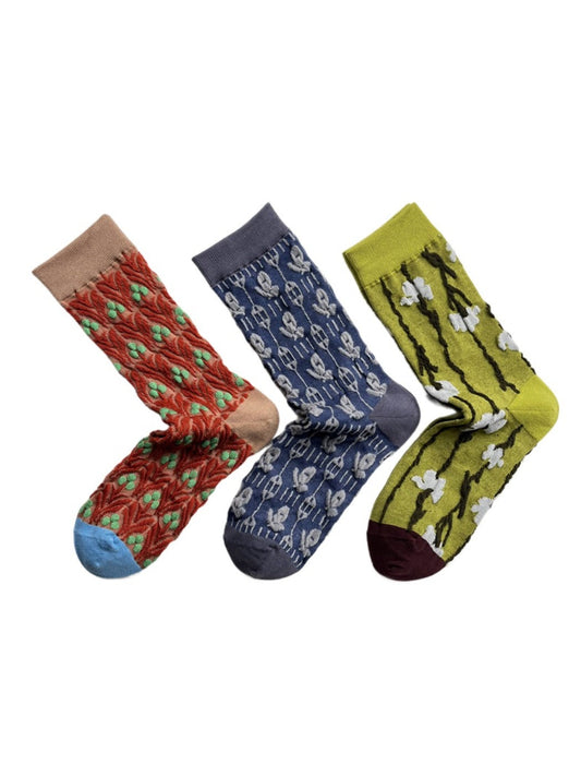 Rufia - Women’s Vintage Floral Embossed Mid-Calf Socks