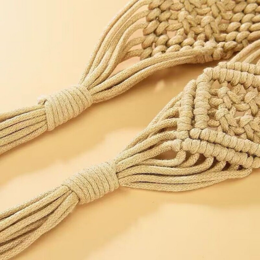 Beco - Hollow Knitted Tassel Belt