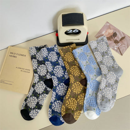 Rufia - Court-Style Embossed Floral Mid-Calf Socks