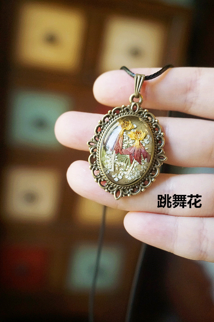 Flower-Inspired Handmade Vintage Floral Jewelry Set