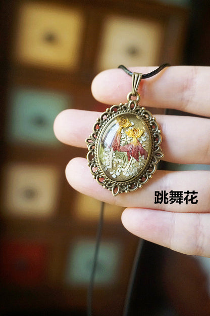 Flower-Inspired Handmade Vintage Floral Jewelry Set
