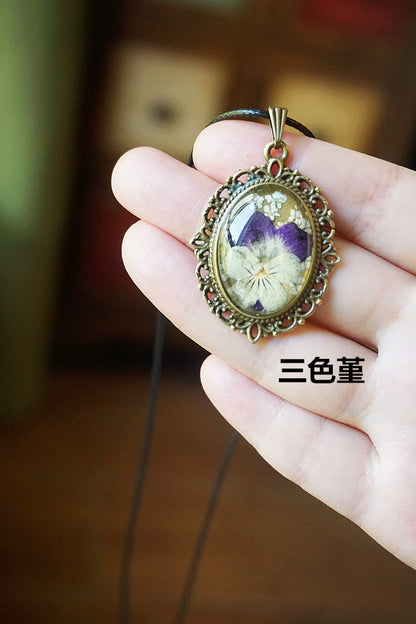 Flower-Inspired Handmade Vintage Floral Jewelry Set