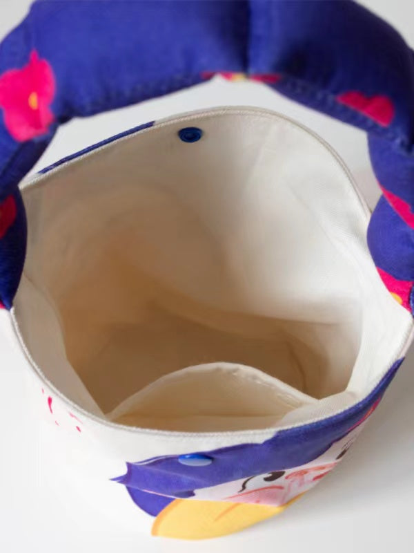 Cartoon Baby Face Niche Holding Bucket Bag