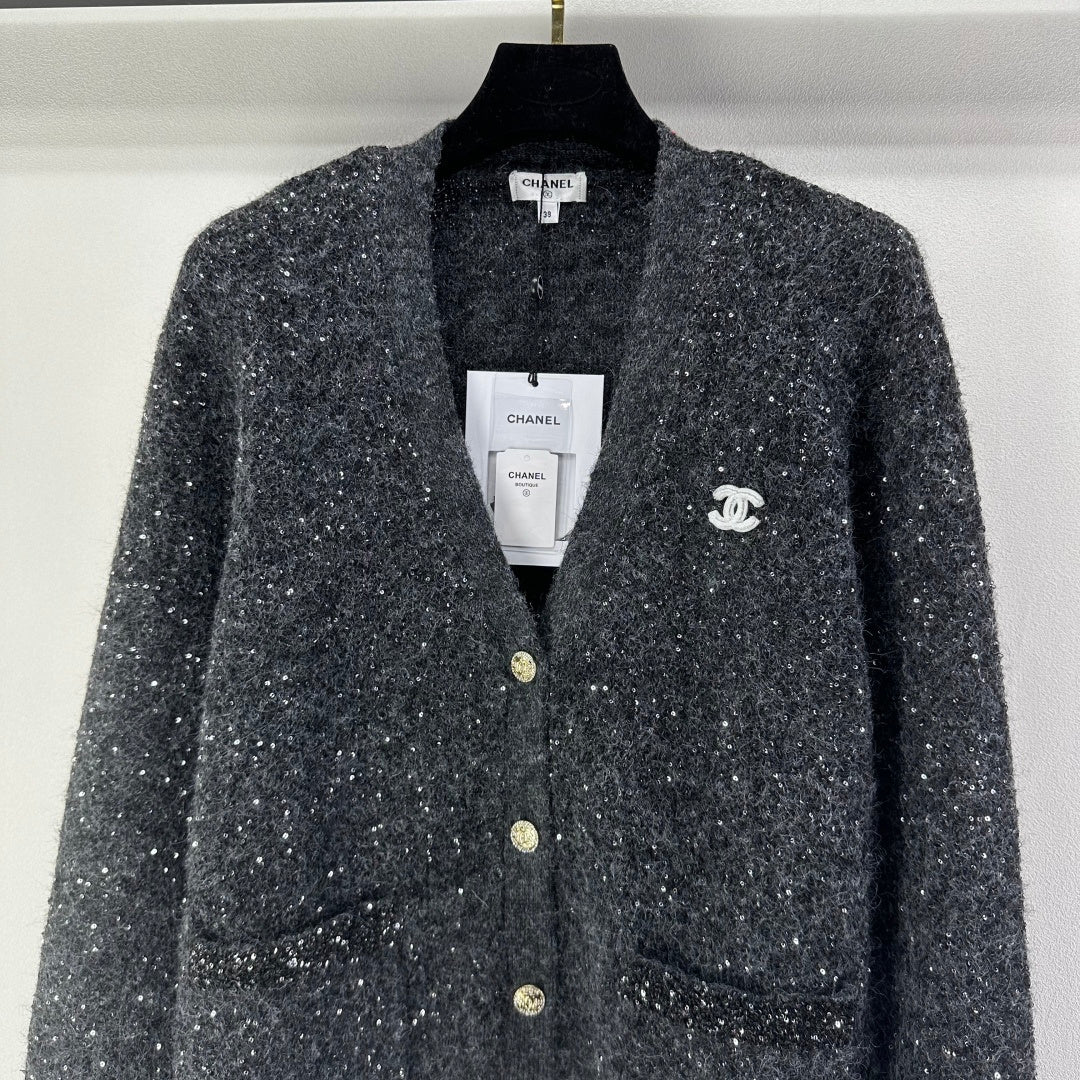 CC V-Neck Grey Cardigan Grey Knit 346012