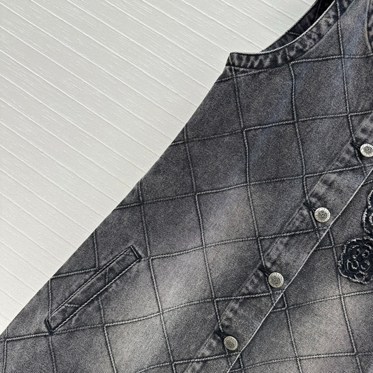 CHANEL DENIM VEST DRESS WITH DIAMOND PATTERN 276108
