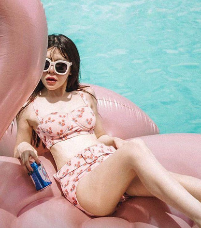 Sweet Floral High Waist Split Two-Piece Swimsuit
