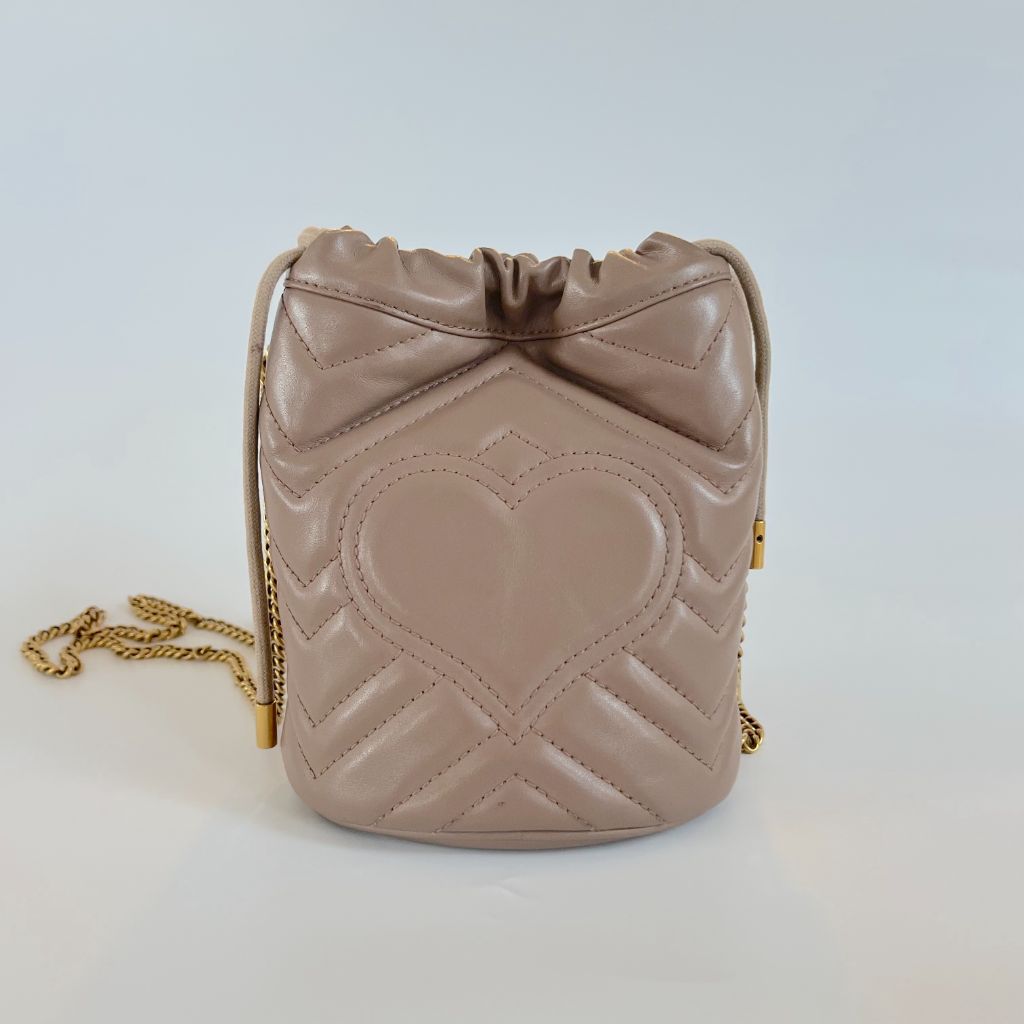 Gucci GG Marmont mini bucket bag
