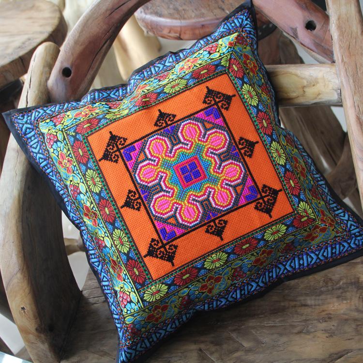 Vintage Ethnic Cushioned Dining Cushion Features Fabric Hand-Embroidered Sofa Cushion