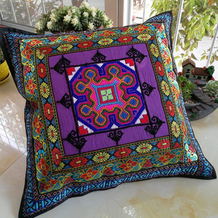 Vintage Ethnic Cushioned Dining Cushion Features Fabric Hand-Embroidered Sofa Cushion