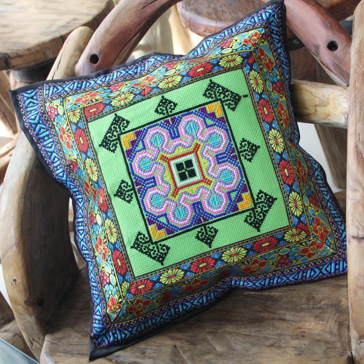 Vintage Ethnic Cushioned Dining Cushion Features Fabric Hand-Embroidered Sofa Cushion
