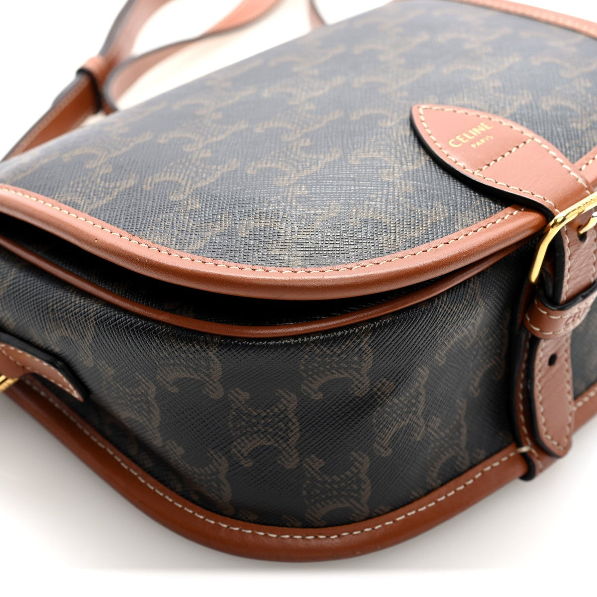 Triomphe Canvas Medium Folco Bag Tan