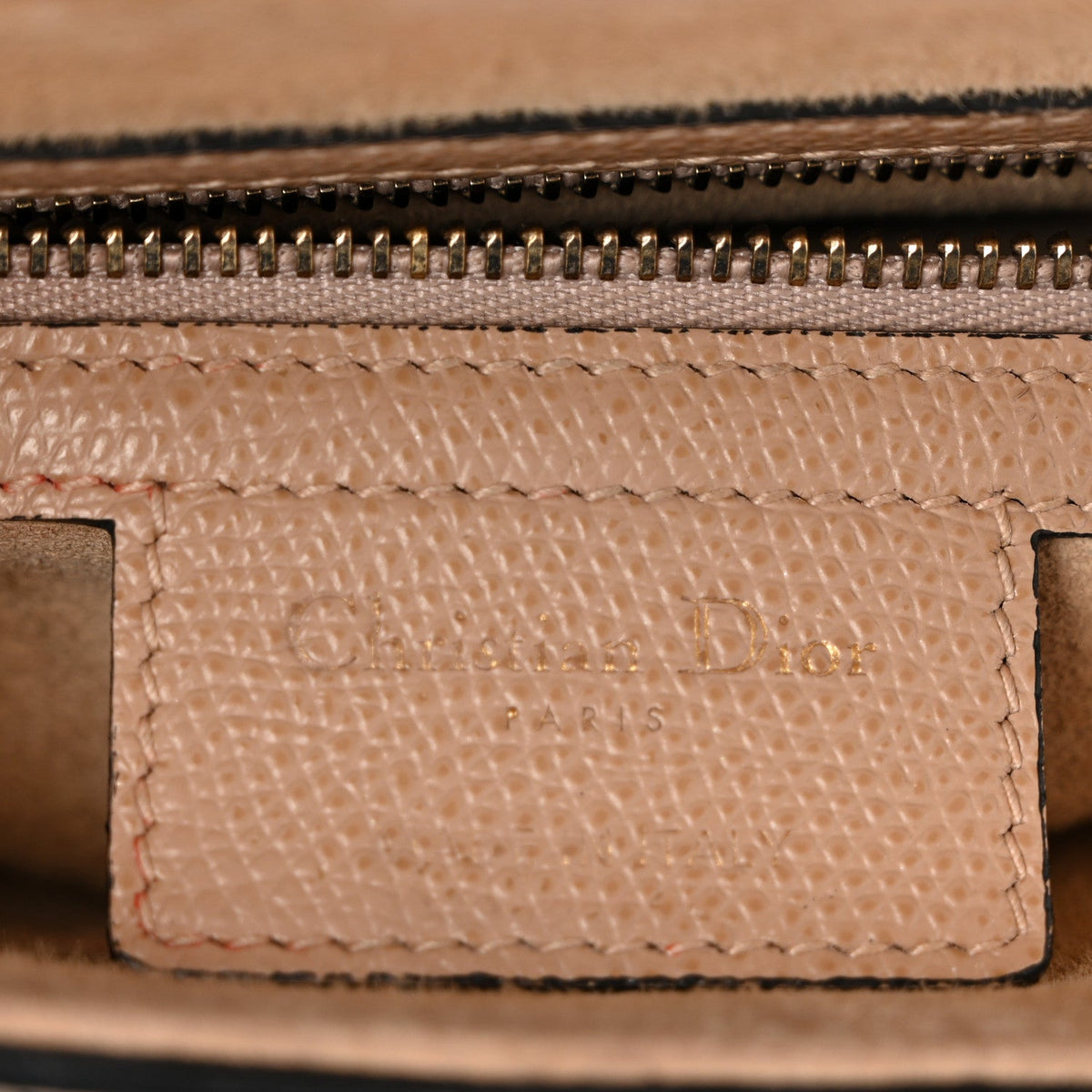 Grained Calfskin Saddle Bag Fard