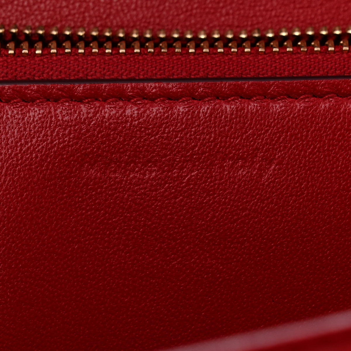 Box Calfskin Medium Classic Box Flap Bag Red