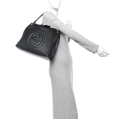 Pebbled Calfskin Large Soho Hobo Black