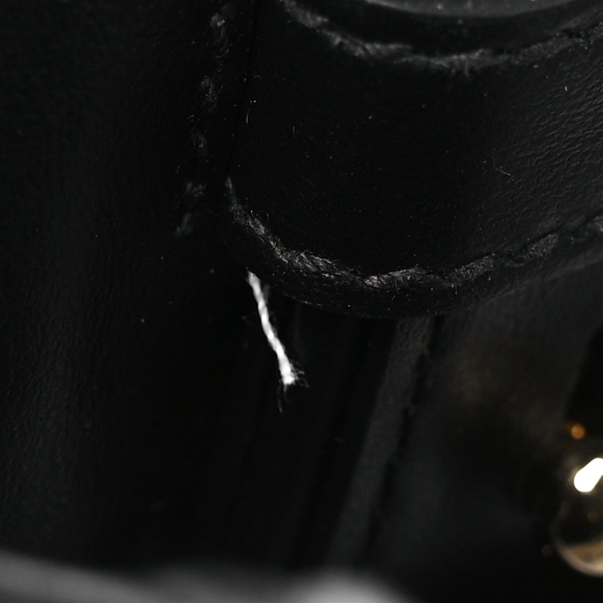 Vitello Triangle Stitched Shopping Tote Black