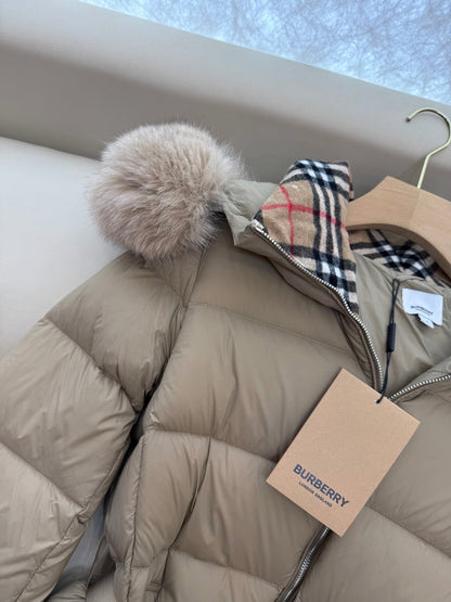Burberry 25 Fur Collar Plaid Slim-fit Beige Jacket Polyester Down