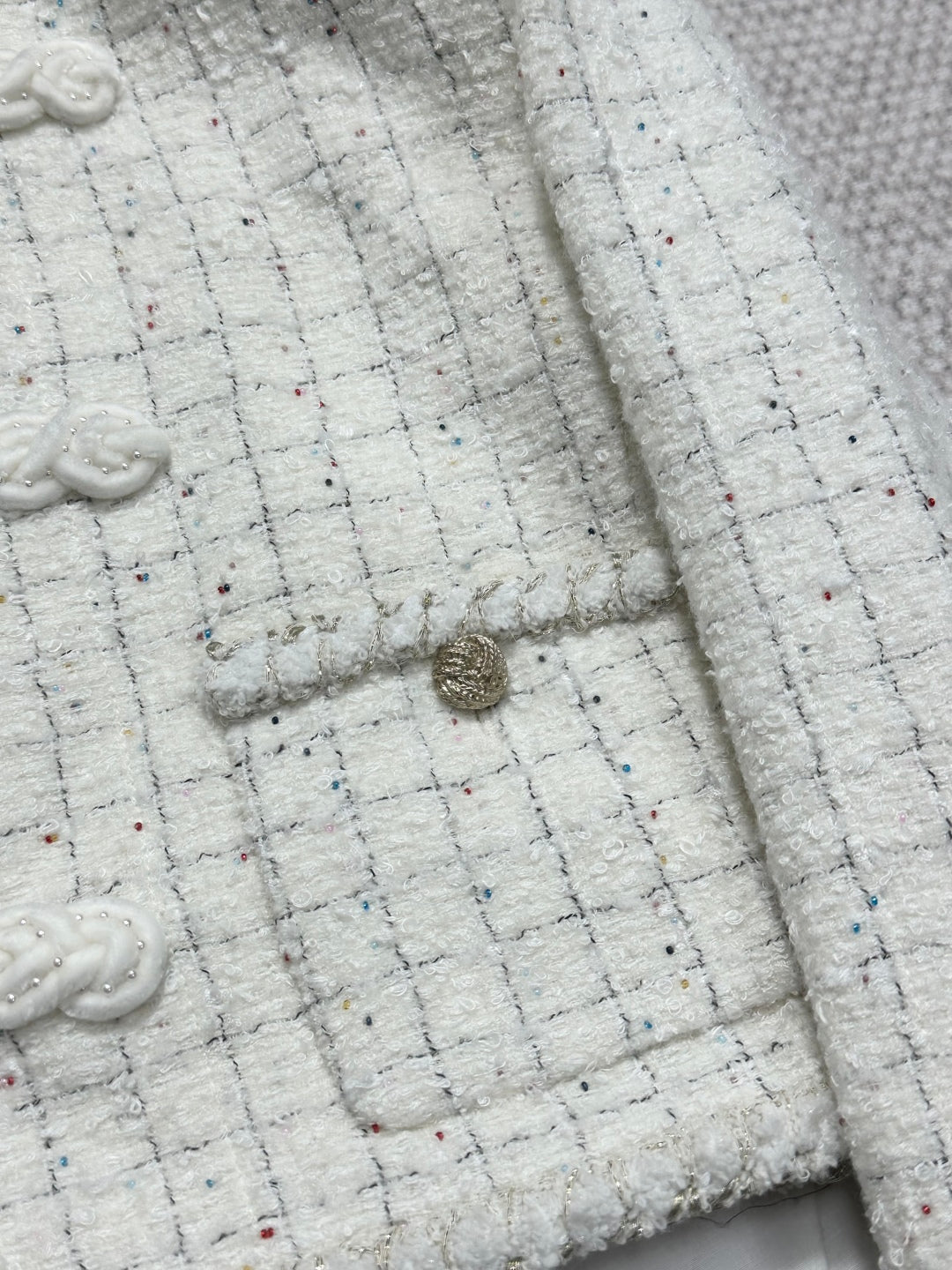 CC 25A Beaded Plaid Crop Tweed Jacket