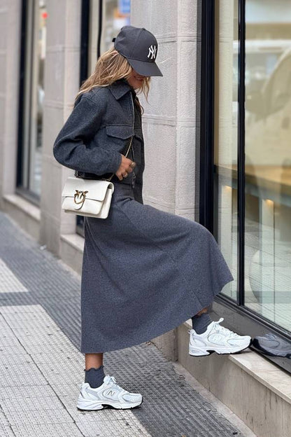 Short wool jacket with work pockets