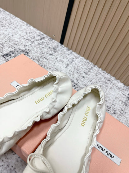 Miu Mary Jane Flat White Sheepskin 591573
